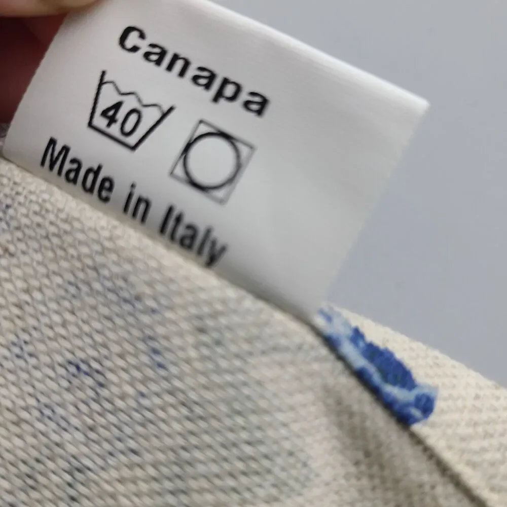 Emozioni Senza Tempo Italy  Tablecloth organic hemp blue roses  77x 53 new